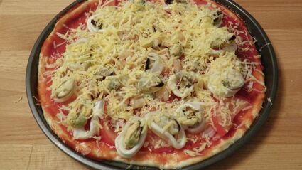 пицца с морепродуктами в духовке