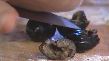 пицца с радиккио и моцареллой