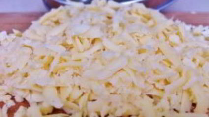 закусочная пицца на слоеном тесте