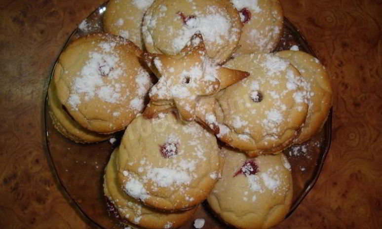 Рецепт медовых пряников с начинкой