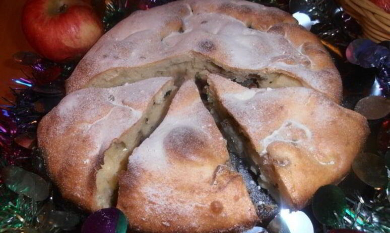 Рецепт ореховой шарлотки на сгущенке