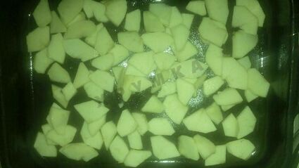 пирог с яблоками шарлотка