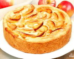 Постная шарлотка в мультиварке