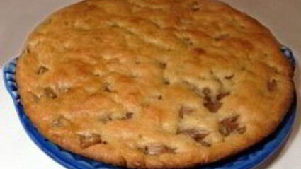 шарлотка из сушеных яблок