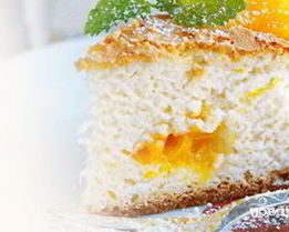 Шарлотка с мандаринами в мультиварке