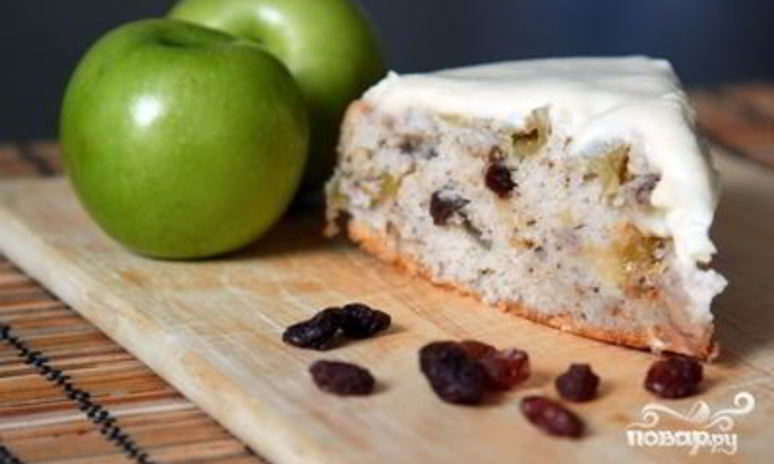 Рецепт шарлотки с орехами и яблоками