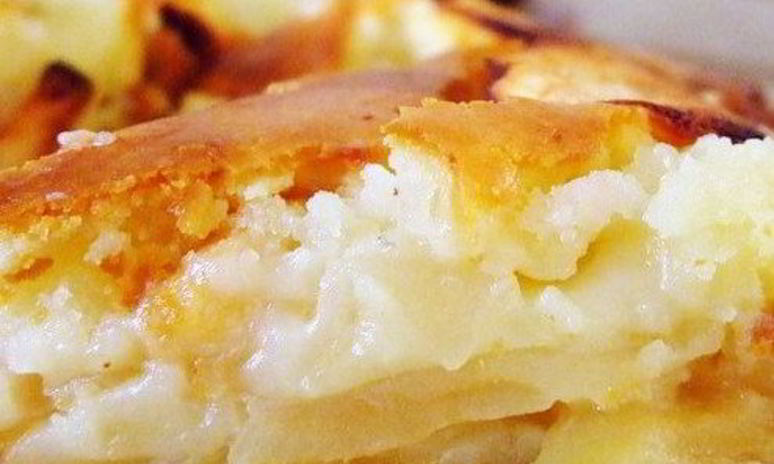 Рецепт шарлотки с яблоками, бананами и корицей