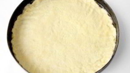 шарлотка с яблоками и безе