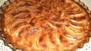 Ванильная Шарлотка с яблоками и лимонной цедрой