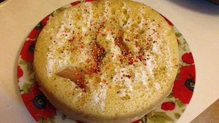 Яблочная шарлотка в мультиварке