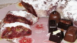 Вишневый штрудель