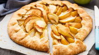 Сладкая выпечка из слоеного теста