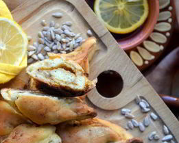 Слойки с джемом и семечками