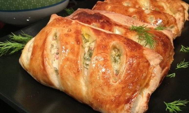 Рецепт слоек с крабовыми палочками и творогом