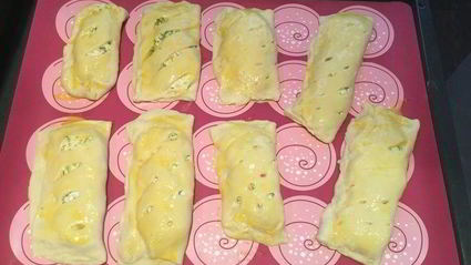 слойки с крабовыми палочками и творогом