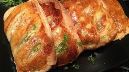 слойки с крабовыми палочками и творогом