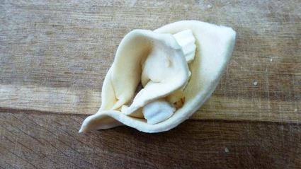 слойки с маршмеллоу и орехами