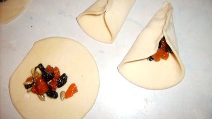 слойки солнце на тарелке