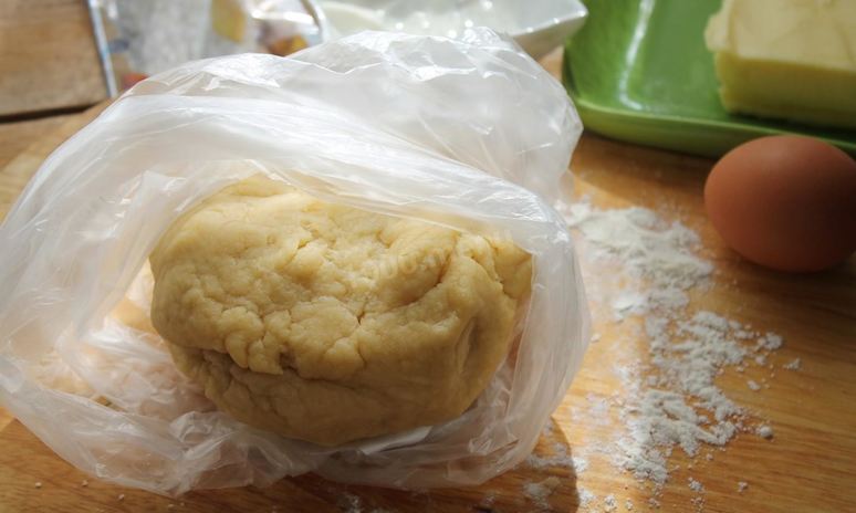 Рецепт песочного теста для сочников на сметане