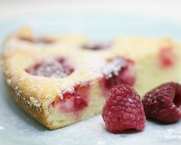 Творожник с малиной