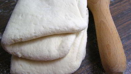 домашнее слоеное дрожжевое тесто