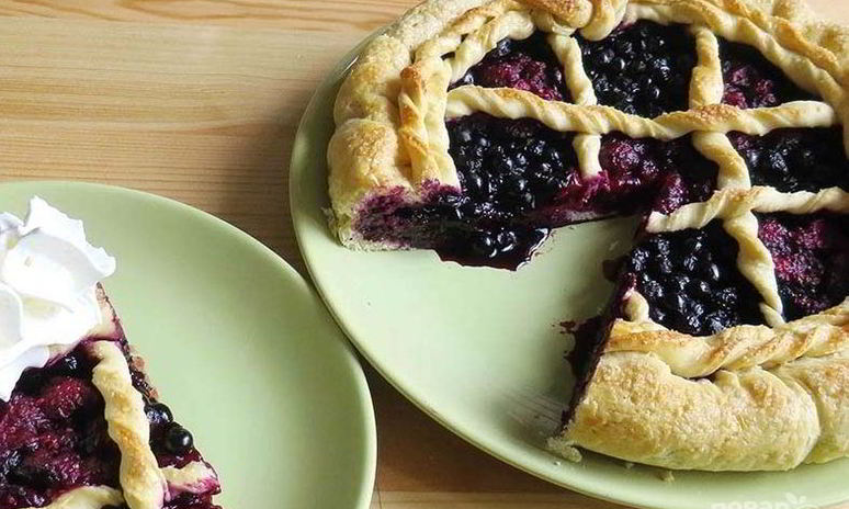 Рецепт дрожжевого теста с ягодами