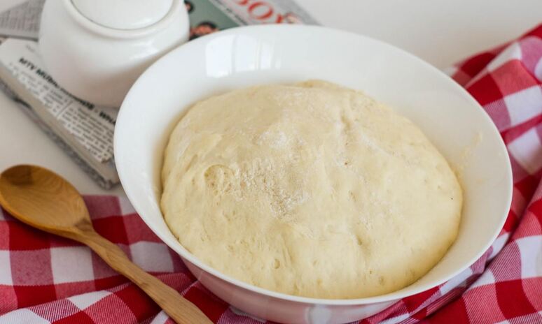 Рецепт теста на булочки на сухих дрожжах