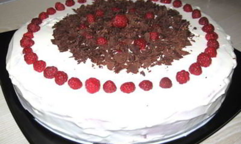 Рецепт шоколадна-малинового торт