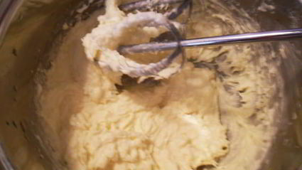 снежное рождественское полено