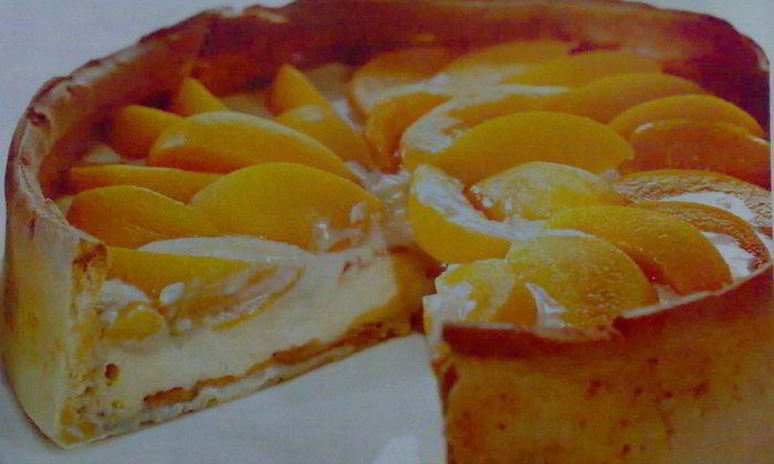 Рецепт торта из белого шоколада с персиками