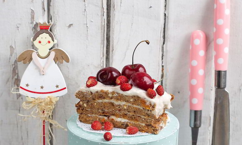 Рецепт торта с сухофруктами и орехами