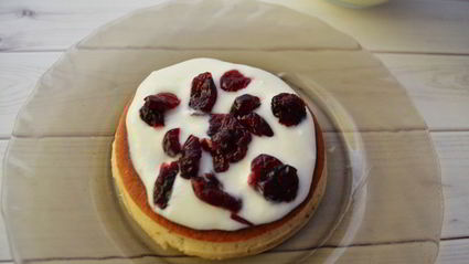 торт с вяленой клюквой