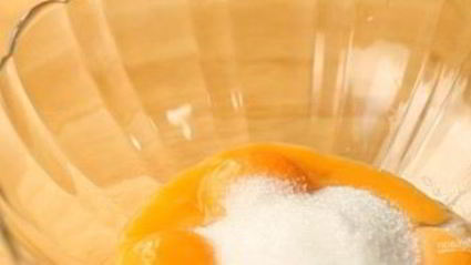 торт с заварным кремом и черносливом