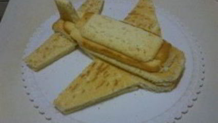 торт в виде самолета