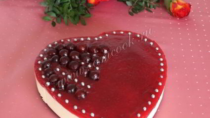 торт валентинка