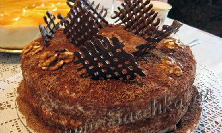 Рецепт творожного торта с украшением в виде решеток