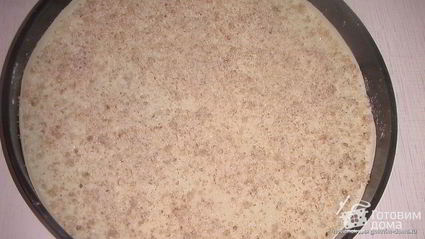 трехцветная пахлава из миндаля, фисташек и грецких орехов