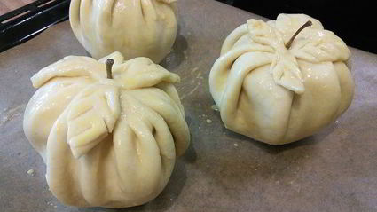 яблоки в тесте с сюрпризом