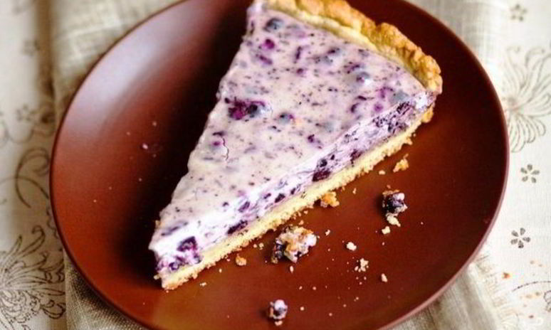 Рецепт быстрой творожной запеканки с иргой