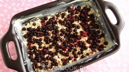 геркулесовая запеканка с черникой