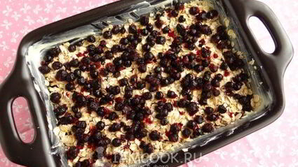 геркулесовая запеканка с черникой