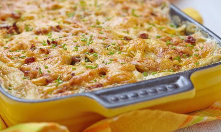 Рецепт картофельной запеканки с цукини и сыром чеддер