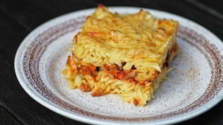 Макаронная запеканка с сосиской