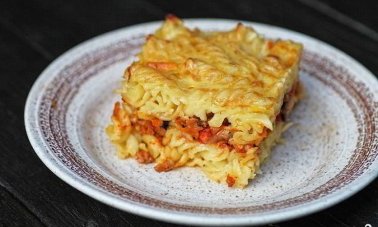 Рецепт макаронной запеканки с сосиской