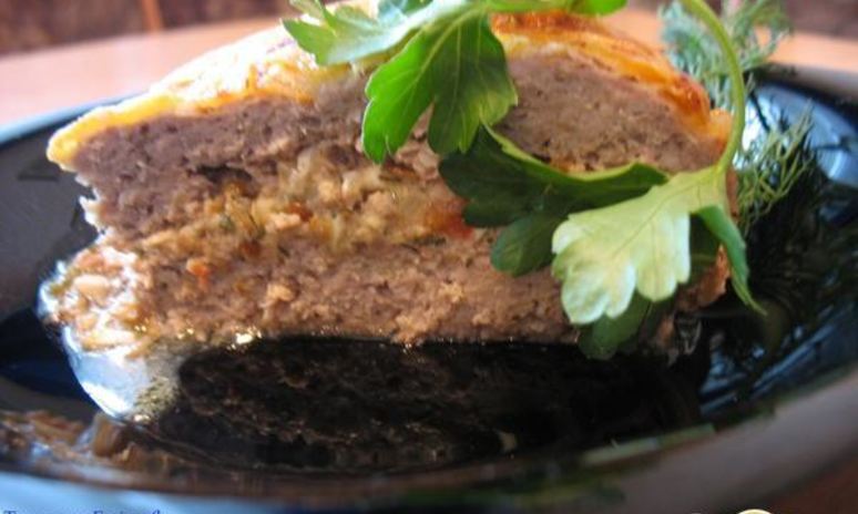 Рецепт мясной запеканки с грибами и яйцом