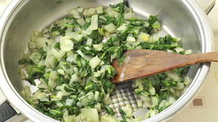 рисовая запеканка со шпинатом и яйцом