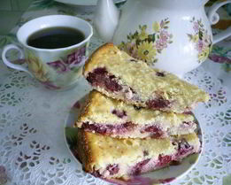 Творожная запеканка с вишней