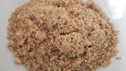 тыквенно-банановая запеканка под ореховой крошкой