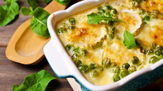 Запеканка из кабачков с зеленым горошком