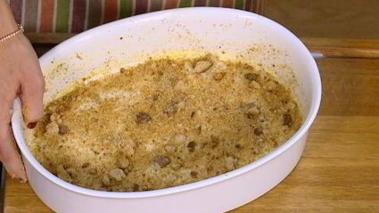 запеканка из макарон с ветчиной, зеленым горошком и горчицей